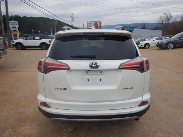 Toyota RAV4 Limited FWD 2018