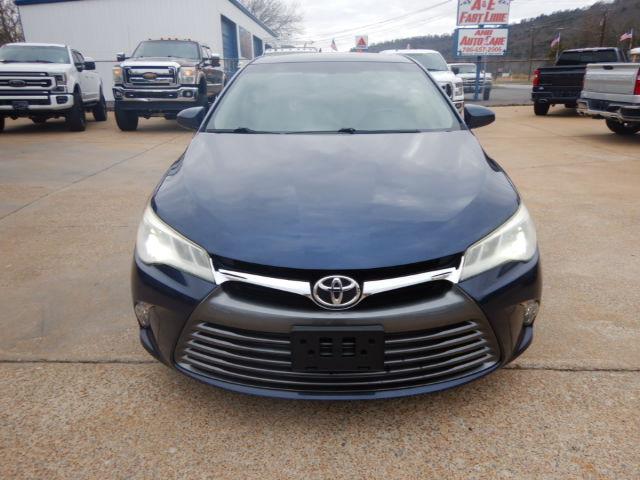 Toyota Camry XLE V6 2015