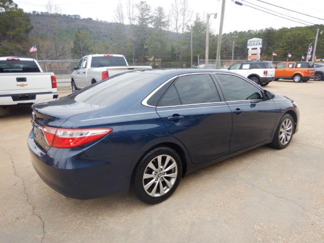 Toyota Camry XLE V6 2015