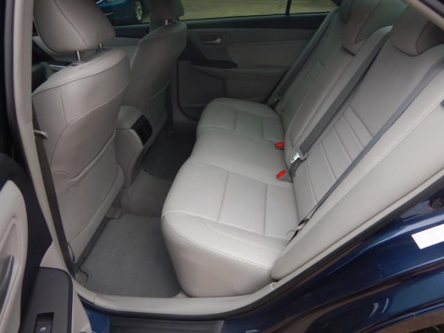 Toyota Camry XLE V6 2015