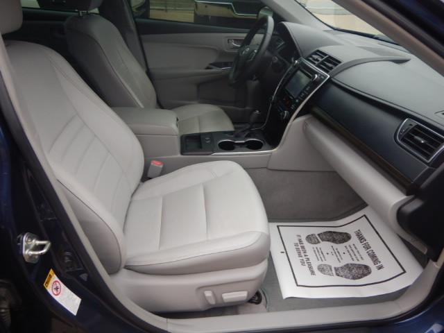 Toyota Camry XLE V6 2015