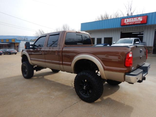 Ford F-250 SD Lariat Crew Cab 4WD 2011