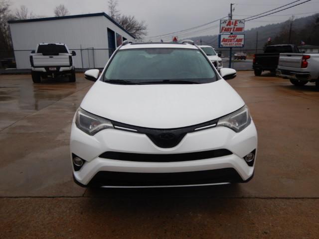 Toyota RAV4 XLE FWD 2016