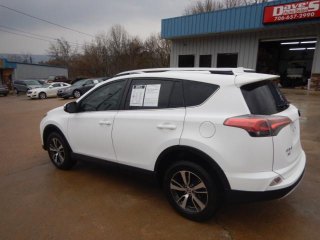 Toyota RAV4 XLE FWD 2016