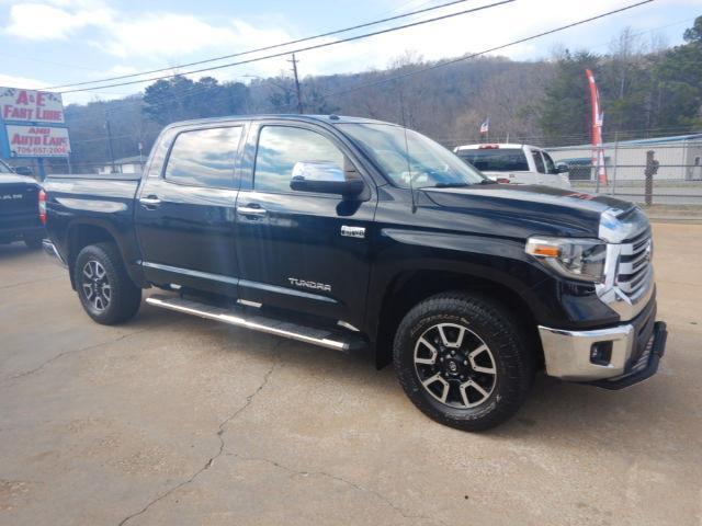 Toyota Tundra Limited 5.7L FFV CrewMax 4WD 2018