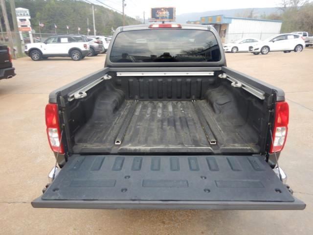 Nissan Frontier SE Crew Cab 2WD 2005