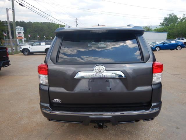 Toyota 4Runner SR5 4WD 2013