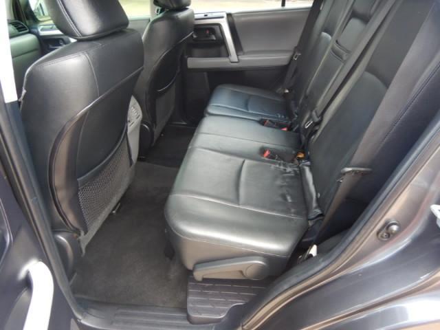 Toyota 4Runner SR5 4WD 2013