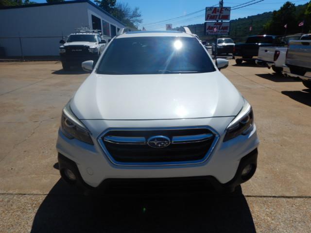 Subaru Outback  2018