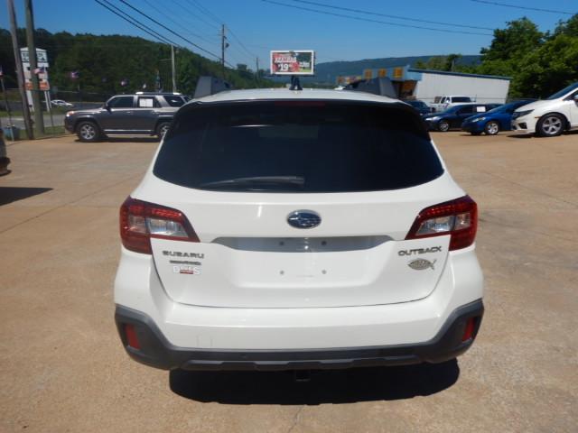 Subaru Outback  2018