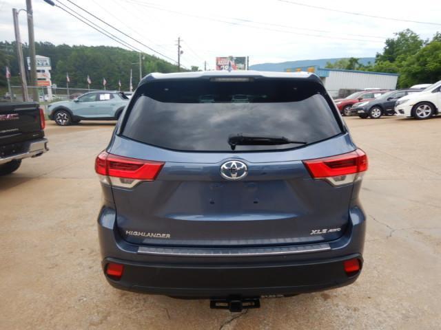 Toyota Highlander XLE AWD V6 2017