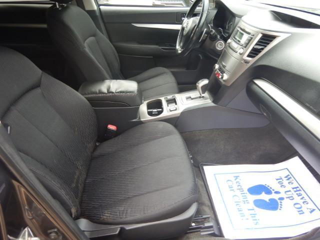 Subaru Outback 2.5i Premium 2012