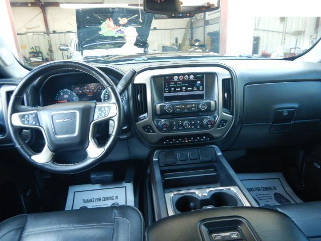 GMC Sierra 3500HD Denali Crew Cab 4WD 2017