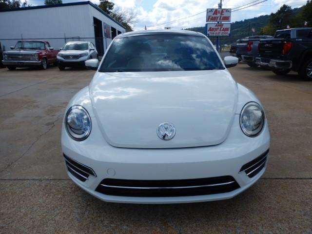Volkswagen Beetle  2019
