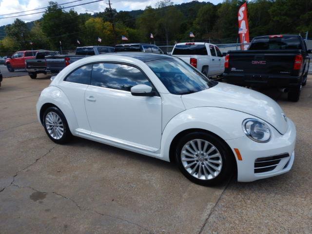 Volkswagen Beetle  2019