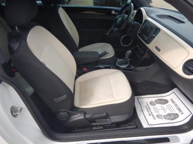 Volkswagen Beetle  2019