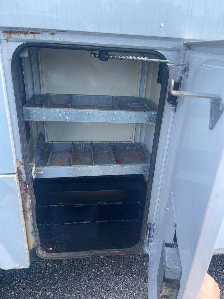 Ford Econoline E-350 Super Duty 2010