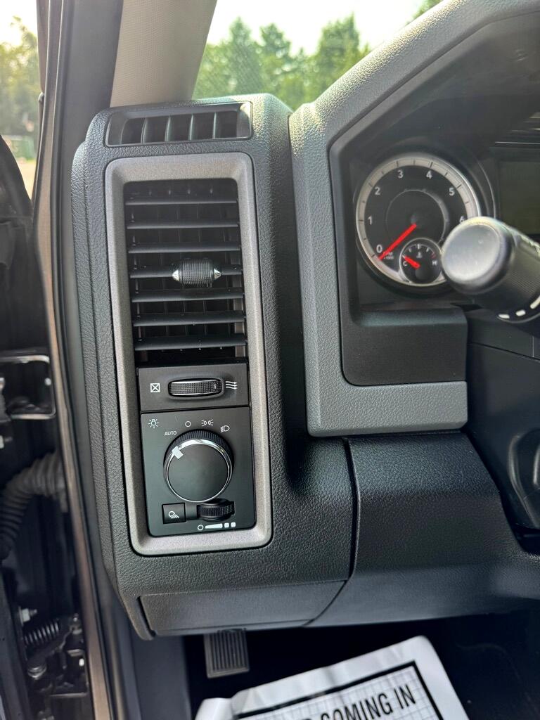 2019 Ram 1500 Classic photo 18