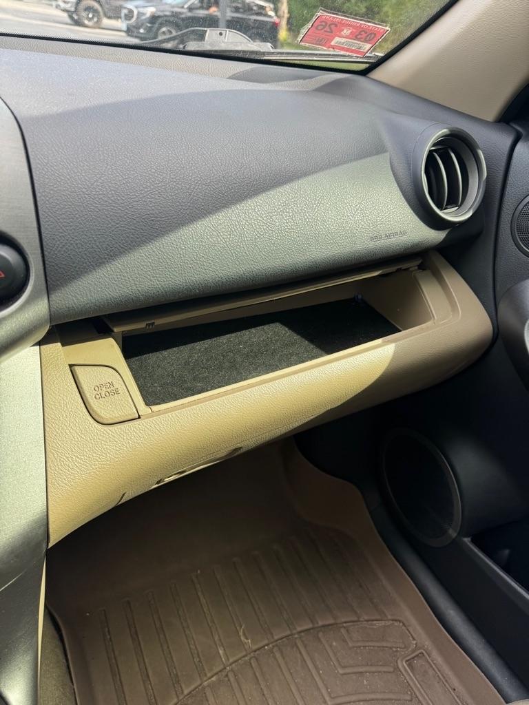 Toyota RAV4 4WD 4dr I4 Limited (Natl) 2012