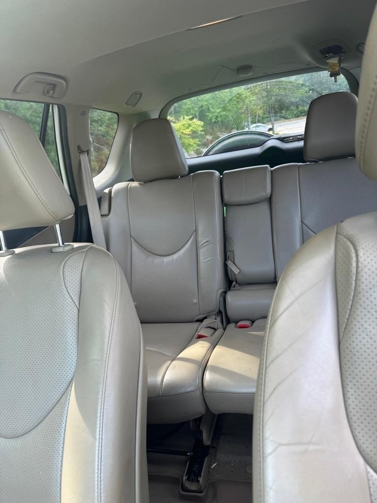 Toyota RAV4 4WD 4dr I4 Limited (Natl) 2012