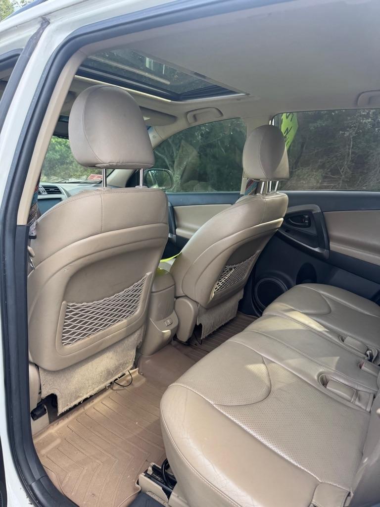 Toyota RAV4 4WD 4dr I4 Limited (Natl) 2012