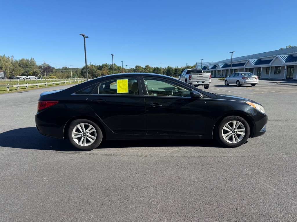 2013 Hyundai Sonata GLS photo 3