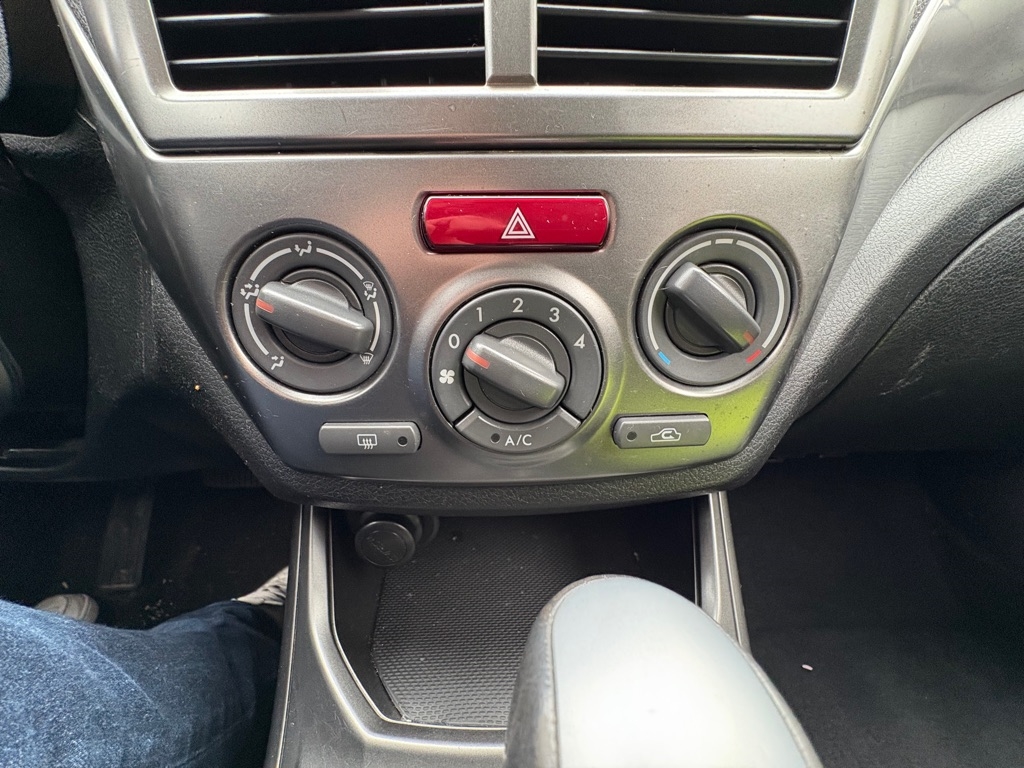 Subaru Impreza Wagon 5dr Auto Outback Sport 2011