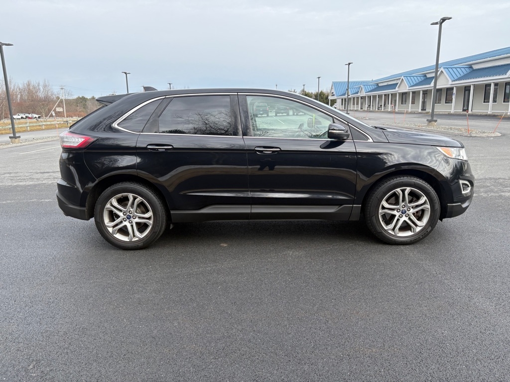 Ford Edge 4dr Titanium AWD 2016