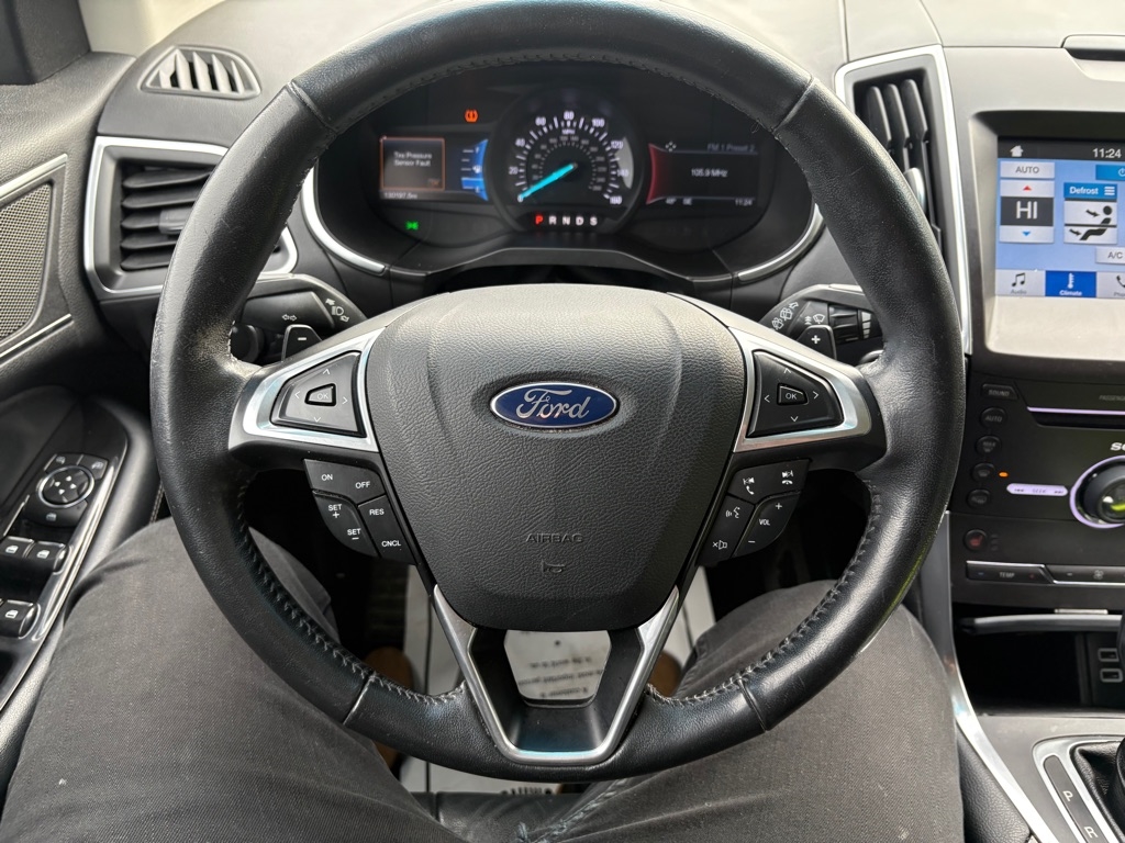 Ford Edge 4dr Titanium AWD 2016