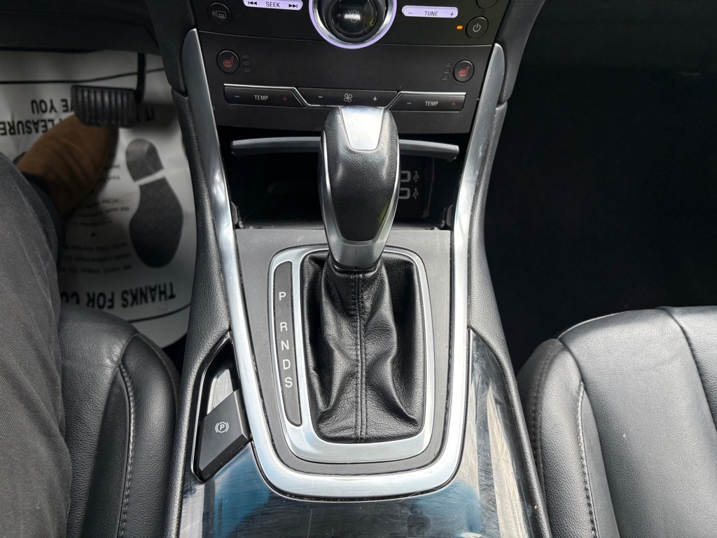 Ford Edge 4dr Titanium AWD 2016