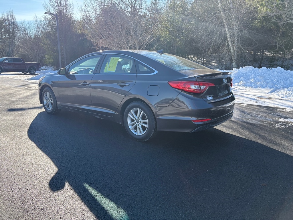 Hyundai Sonata 4dr Sdn 2.4L SE PZEV 2015