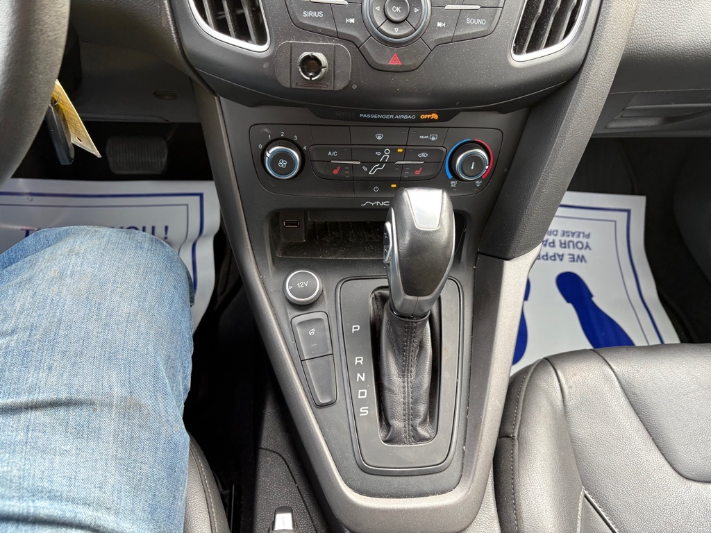 Ford Focus 5dr HB SE 2015