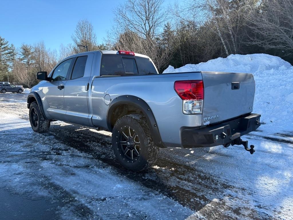 Toyota Tundra 4WD Truck Double Cab 4.6L V8 6-Spd AT (Natl) 2012