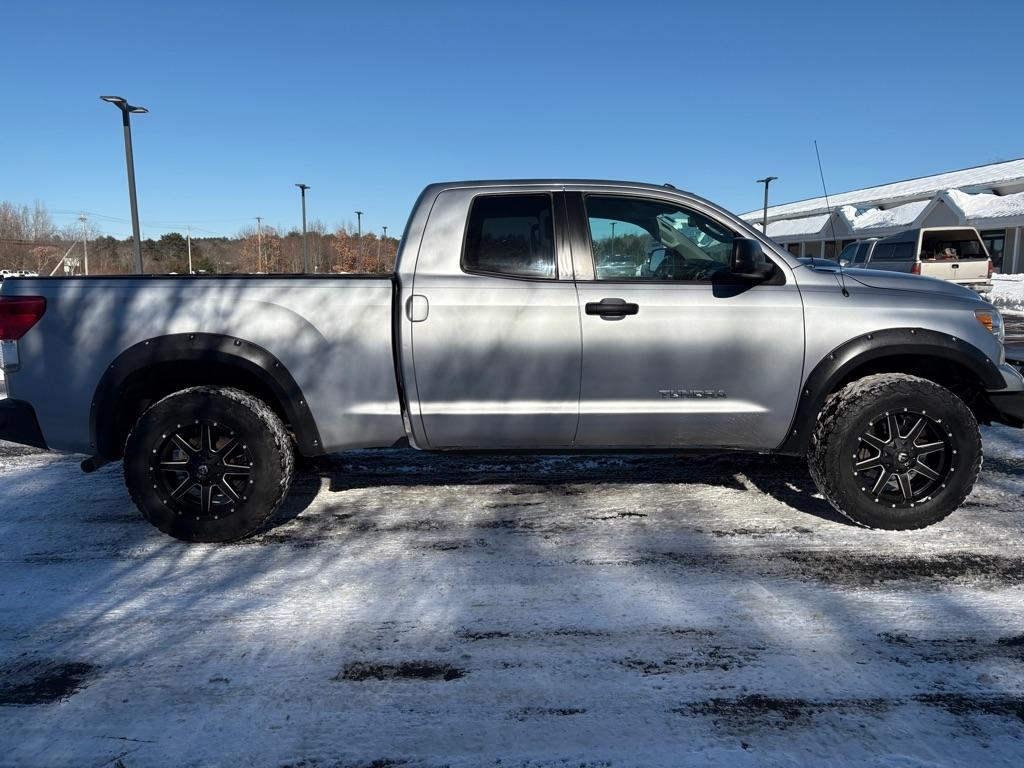 Toyota Tundra 4WD Truck Double Cab 4.6L V8 6-Spd AT (Natl) 2012