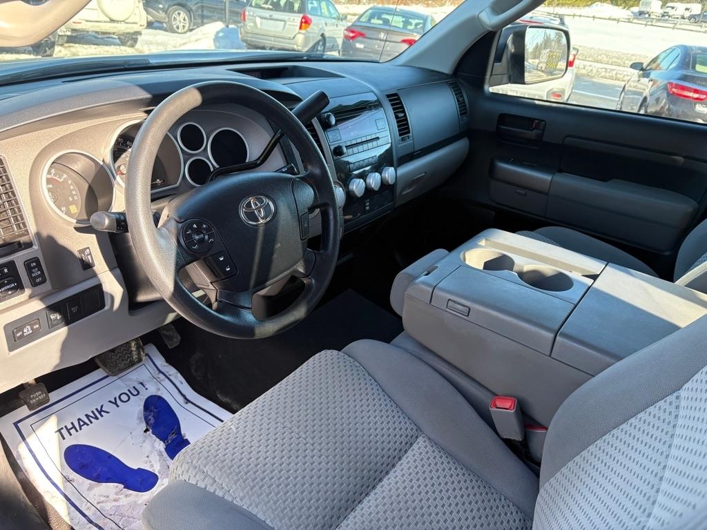 Toyota Tundra 4WD Truck Double Cab 4.6L V8 6-Spd AT (Natl) 2012