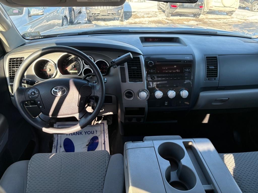 Toyota Tundra 4WD Truck Double Cab 4.6L V8 6-Spd AT (Natl) 2012