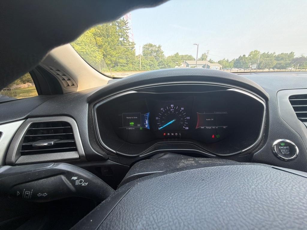 Ford Fusion Hybrid SE FWD 2019