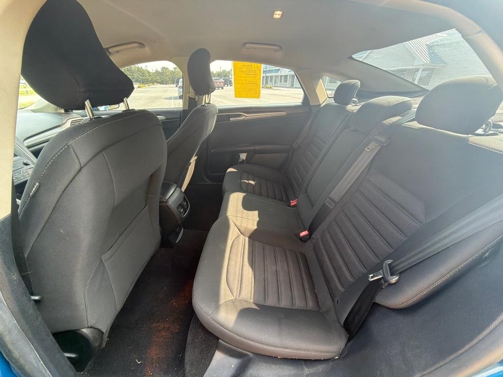 Ford Fusion Hybrid SE FWD 2019