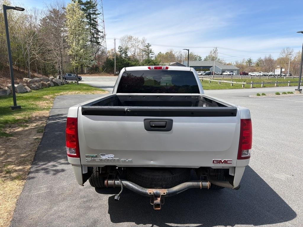 GMC Sierra 1500 2WD Ext Cab 143.5" SLE 2010