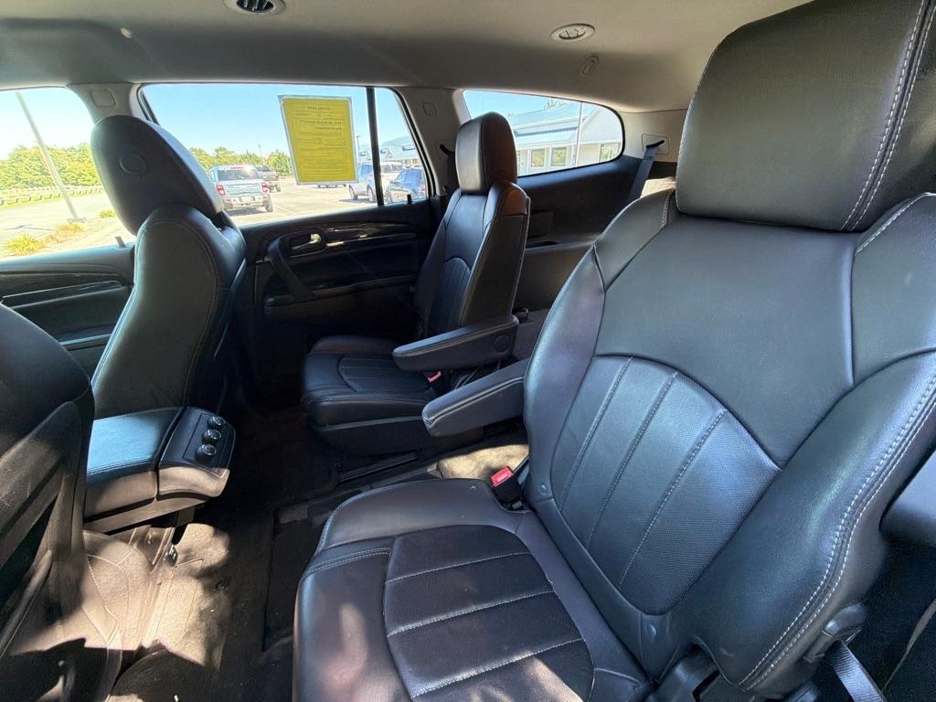 Buick Enclave AWD 4dr Leather 2015