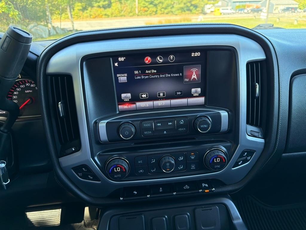 GMC Sierra 1500 4WD Crew Cab 143.5" SLT 2014