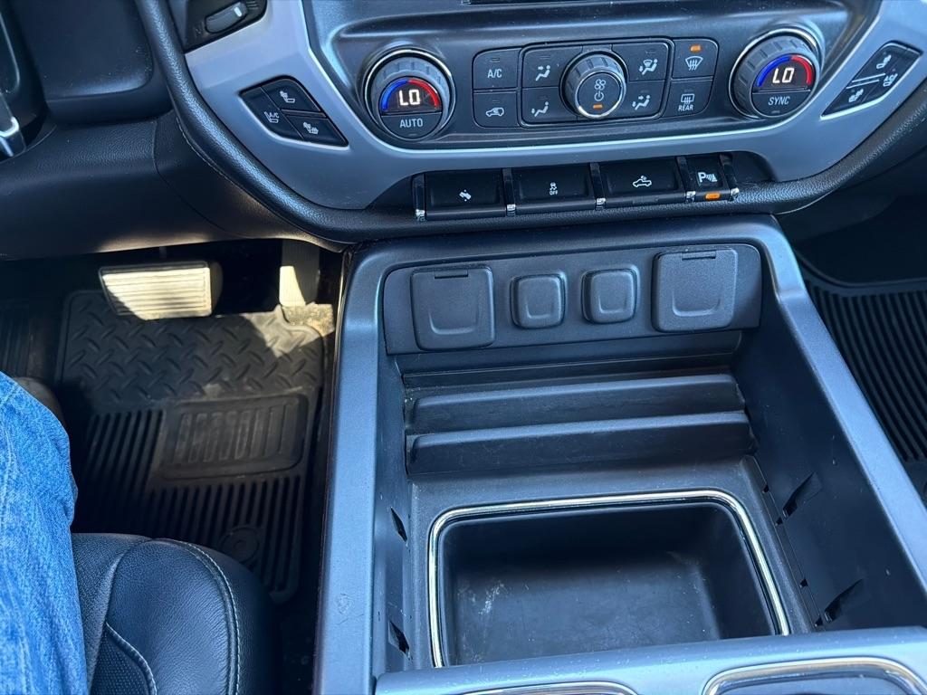 GMC Sierra 1500 4WD Crew Cab 143.5" SLT 2014