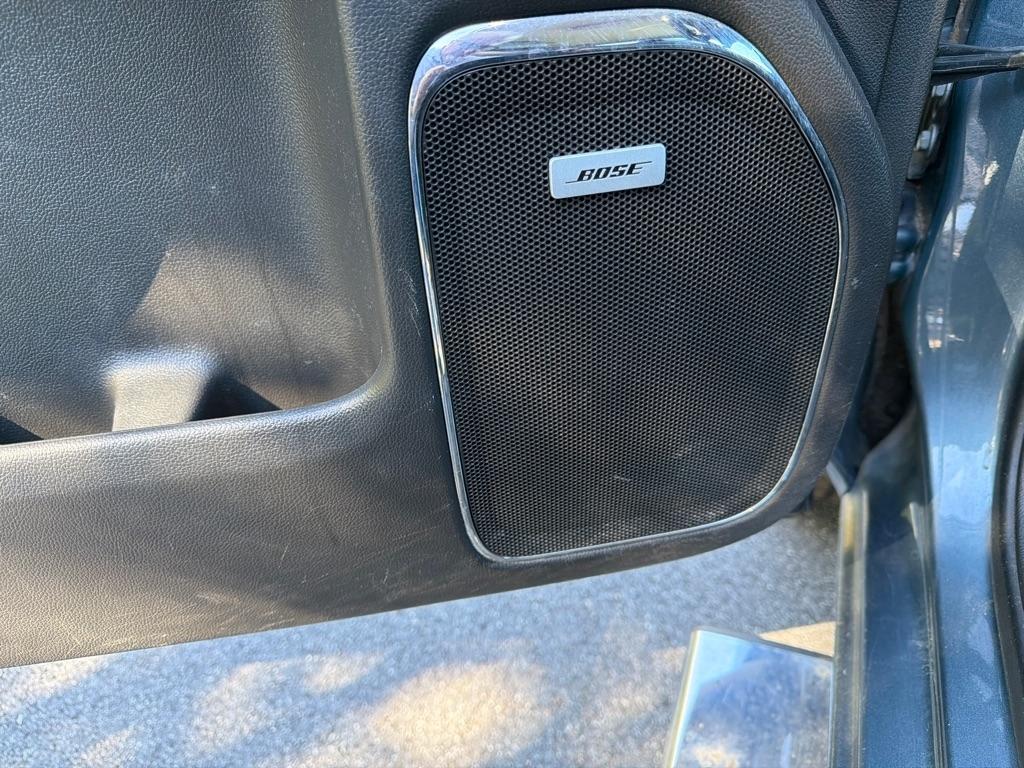 GMC Sierra 1500 4WD Crew Cab 143.5" SLT 2014