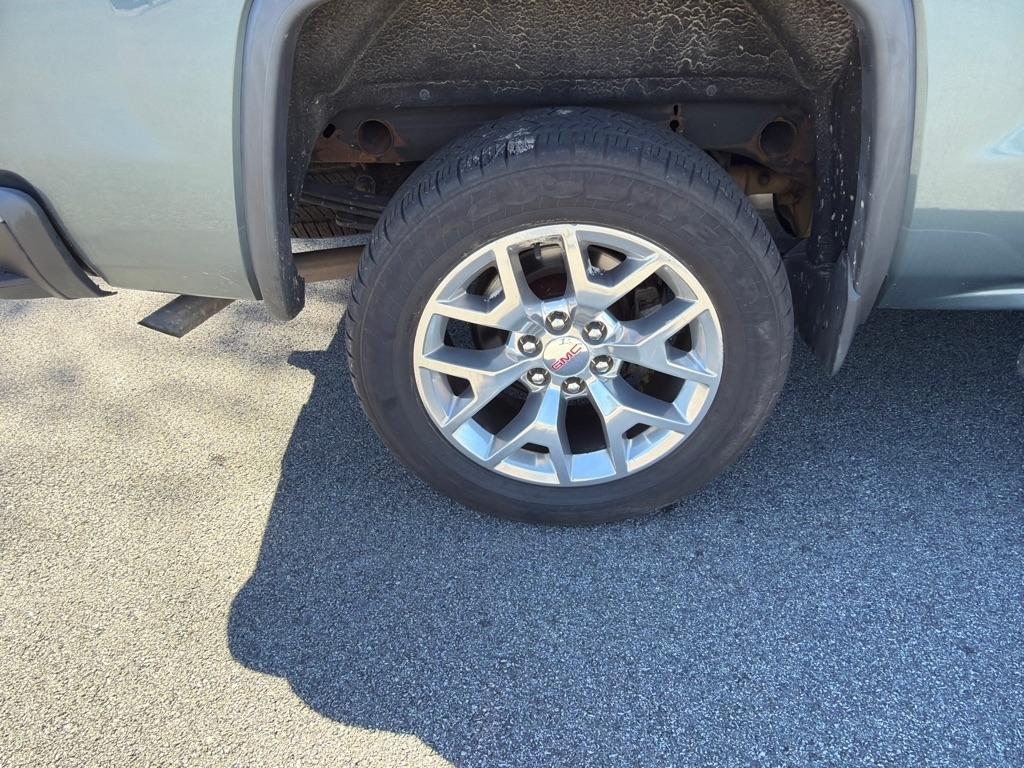 GMC Sierra 1500 4WD Crew Cab 143.5" SLT 2014