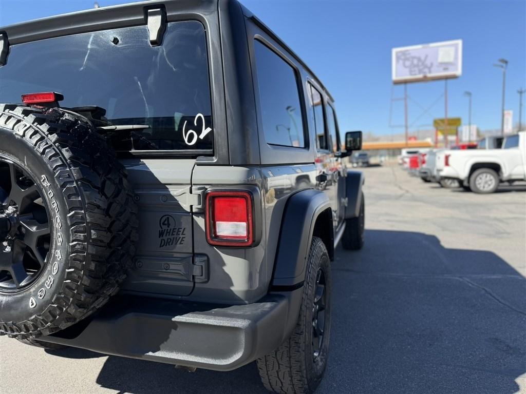 Jeep Wrangler Unlimited Willys 4x4 2021