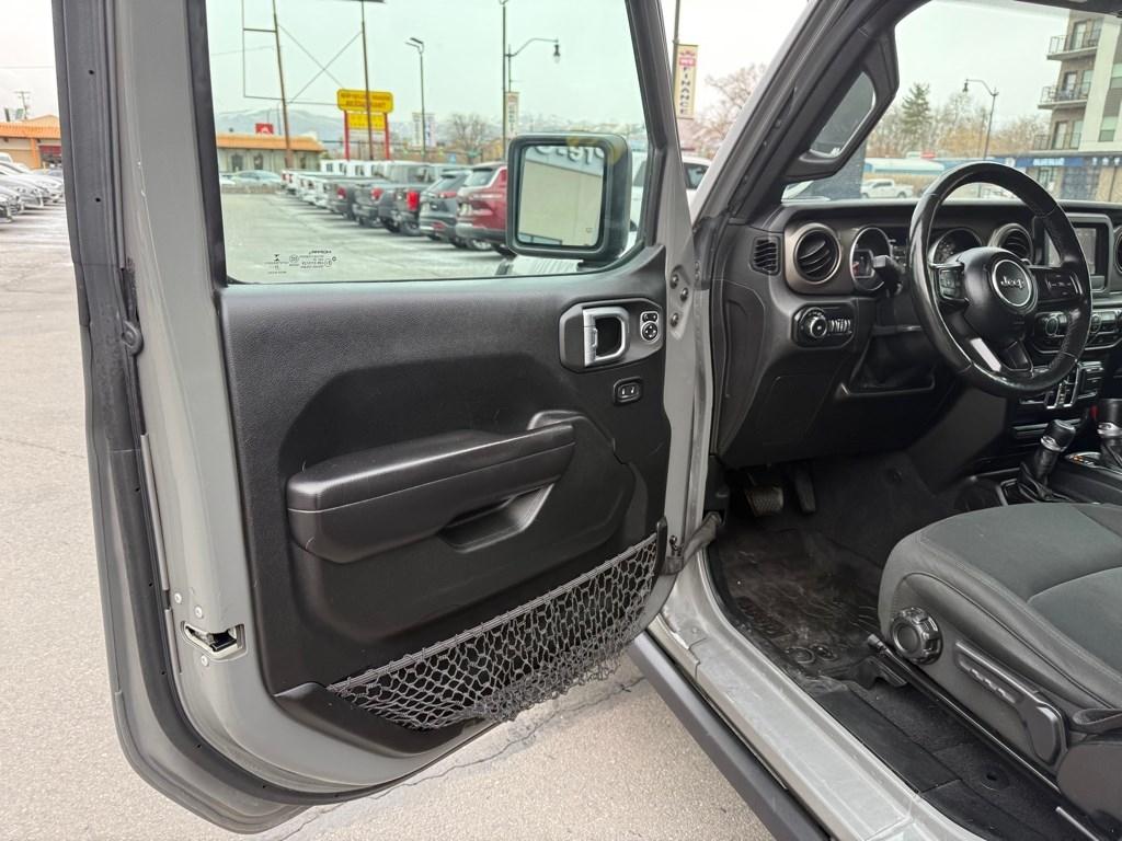 Jeep Wrangler Unlimited Willys 4x4 2021