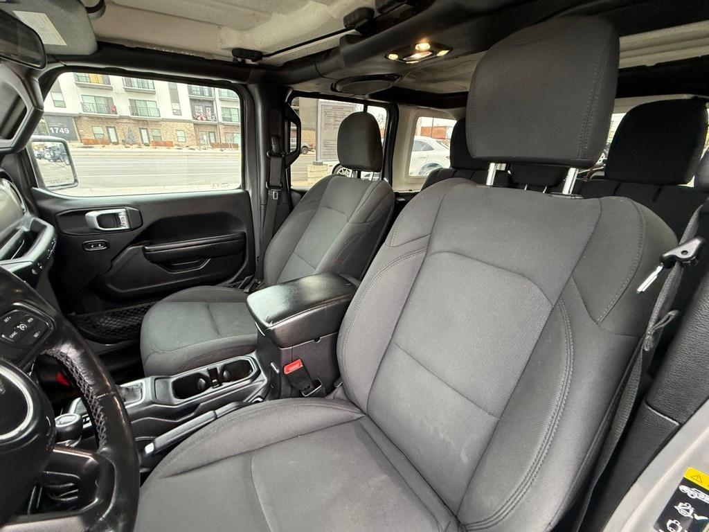 Jeep Wrangler Unlimited Willys 4x4 2021