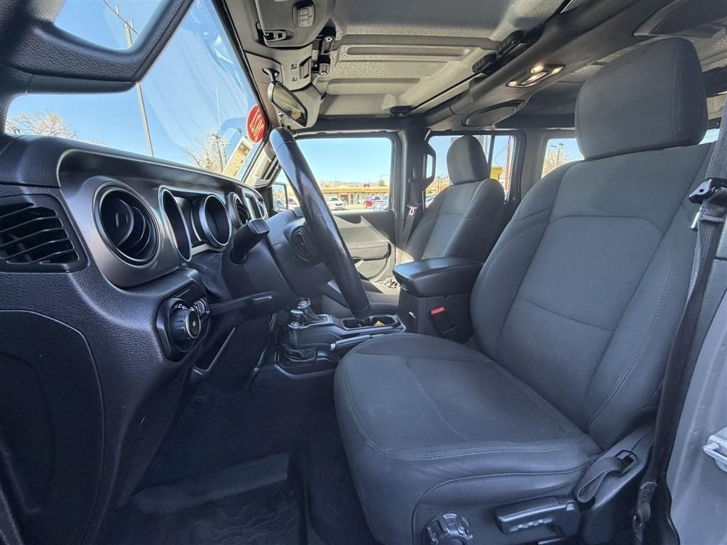 Jeep Wrangler Unlimited Willys 4x4 2021