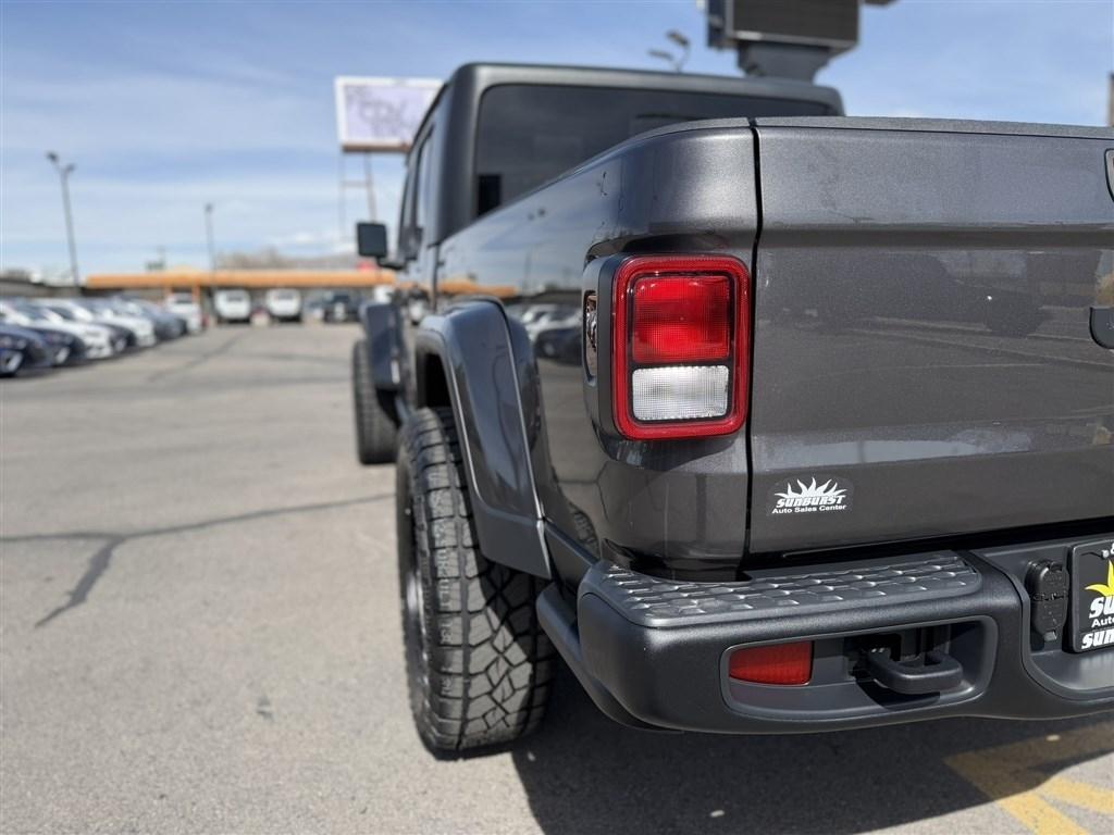 Jeep Gladiator Freedom 4x4 2023