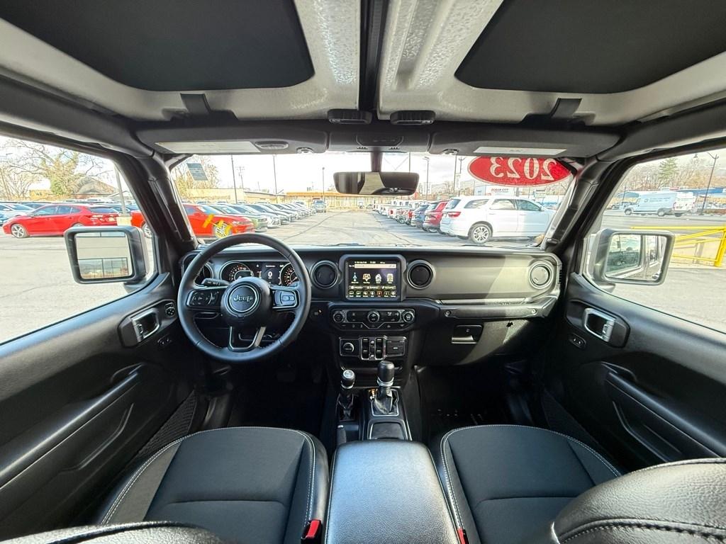 Jeep Gladiator Freedom 4x4 2023